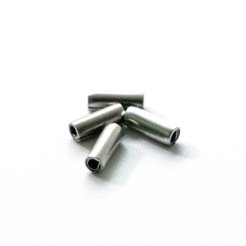 Double chamfered split pin